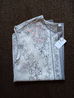Dalia Floral Print Blouse!